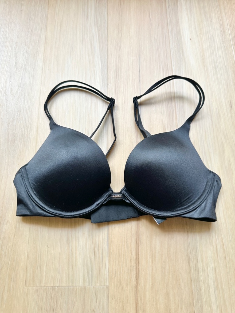 Victorias Secret Very Sexy Push-up Bra 30B Convertible Straps Black Satin Bling